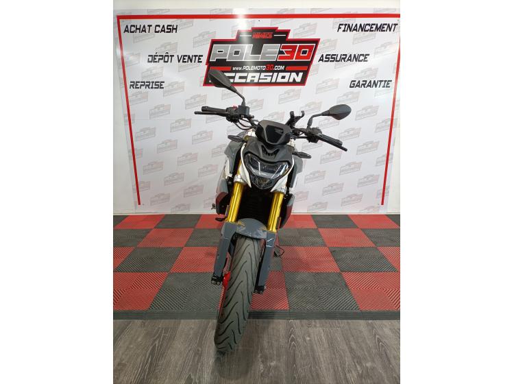 BMW G 310 R