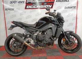 YAMAHA MT-09 (170€/mois*) (garantie 1an)