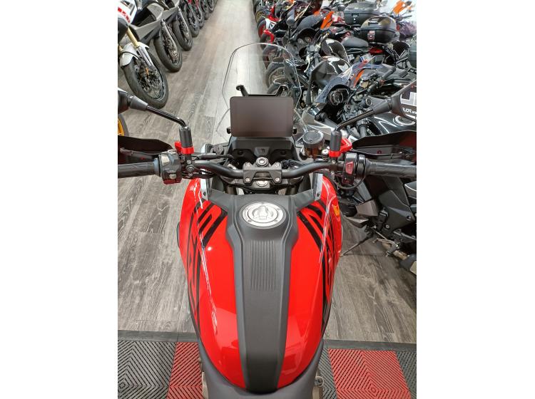 QJ MOTOR SRT 600 SX (148€/mois*) (garantie constructeur)