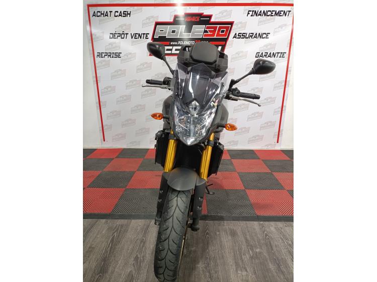 YAMAHA FZ8
