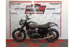 TRIUMPH STREET TWIN  900