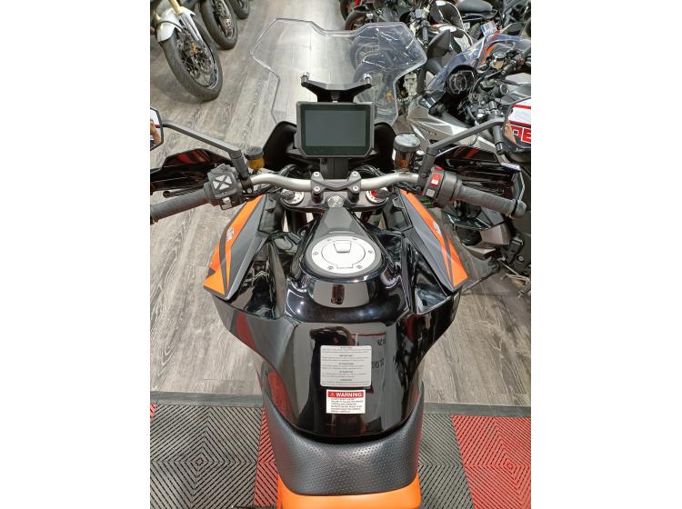 KTM 1290 SUPER DUKE GT (205€/mois*) (garantie 1an)
