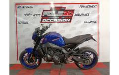 YAMAHA MT-09 (186€/mois*) (garantie 1 an)