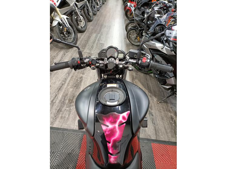 SUZUKI GLADIUS 650 (A2) 