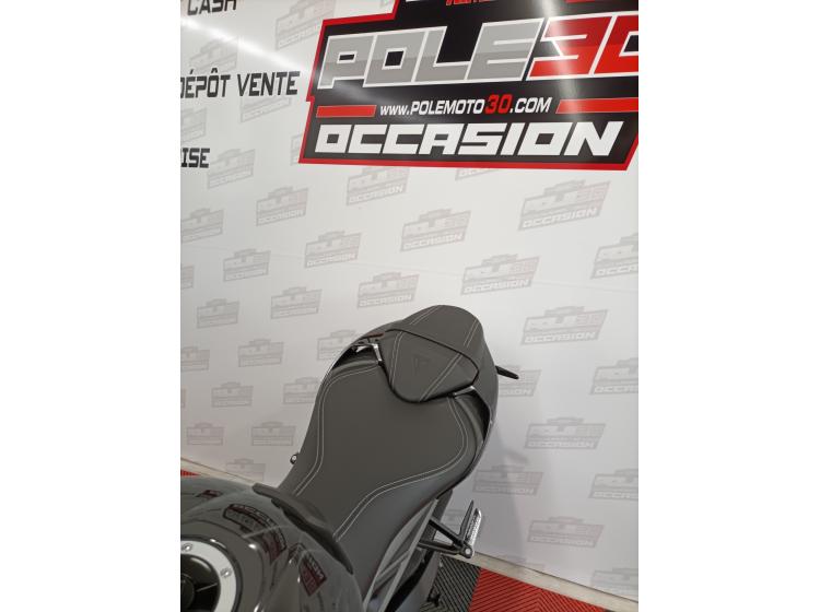 TRIUMPH STREET TRIPLE 765 RS