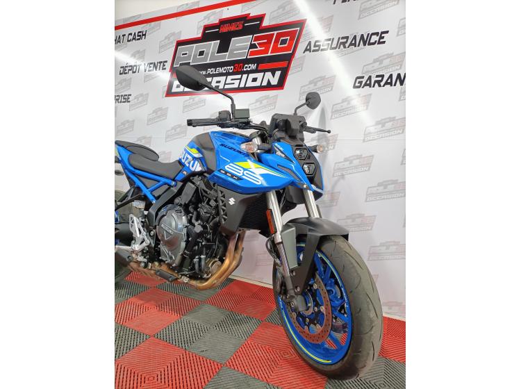 SUZUKI GSX-8S (149€/mois*) (garantie constructeur)