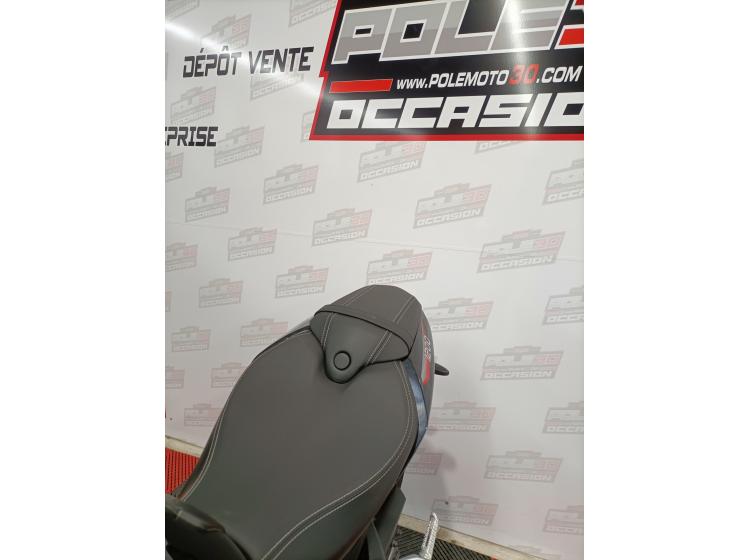 TRIUMPH SPEED TRIPLE 1200 RS (165€/mois*) (garantie 1an)