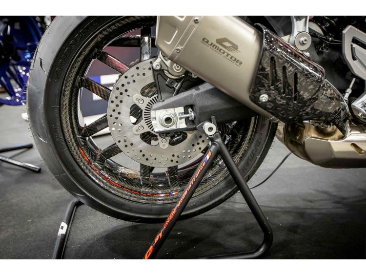 QJ MOTOR 800RR LIMITED EDITION